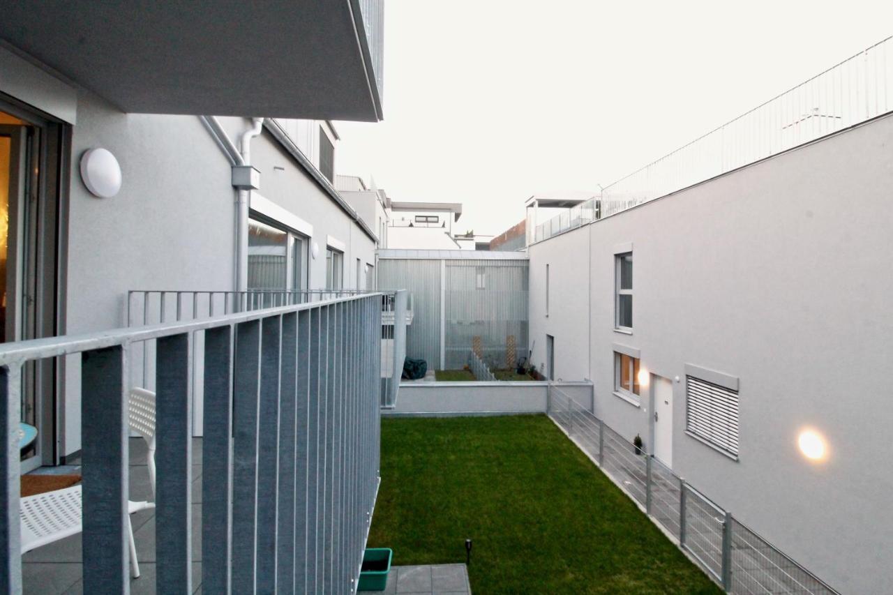 Balcony/pool/free Parking Garage Wien
